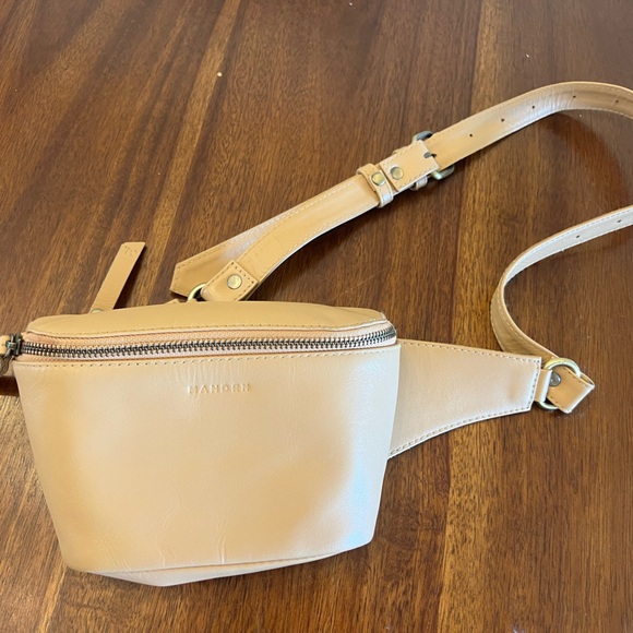 mandrn Handbags - Mandrn - Remy Crossbody